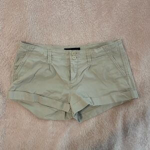 Aeropostale khaki shorts - size 4